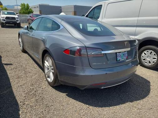 2014 Tesla Model S 85