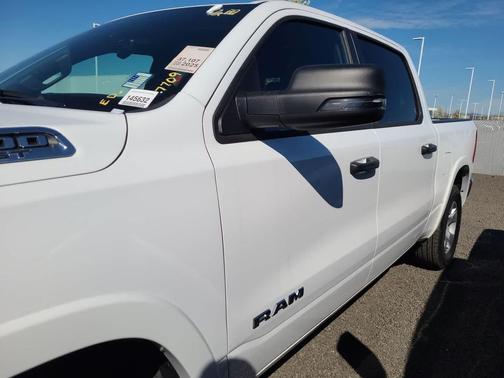 Bright White Clearcoat 2025 RAM 1500 Big Horn/Lone Star