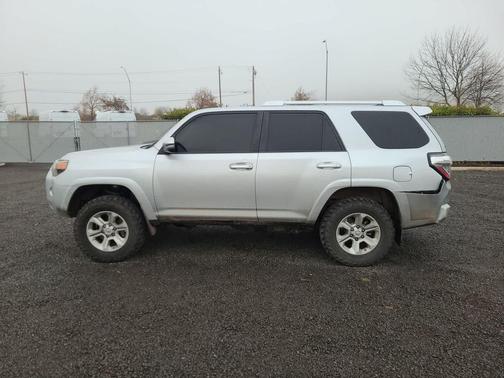 2016 Toyota 4Runner SR5