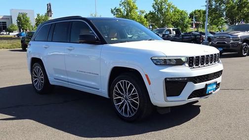 bright white clearcoat 2026 Jeep Grand Cherokee Summit