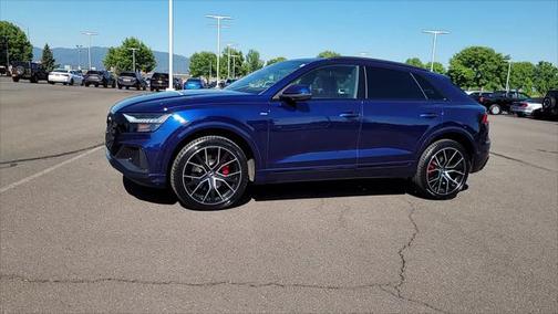 2021 Audi Q8 55 Premium Plus