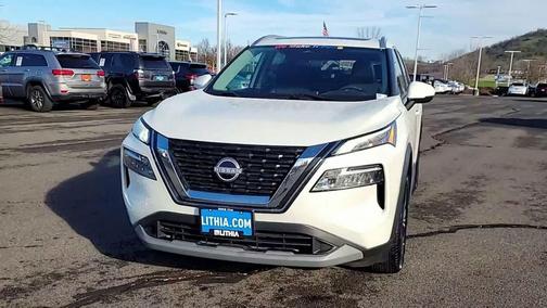 2022 Nissan Rogue SV