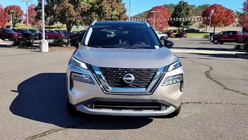 2022 Nissan Rogue SL