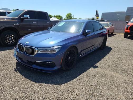 2017 BMW 750 i xDrive