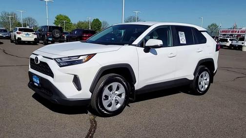 Ice Cap 2025 Toyota RAV4 LE