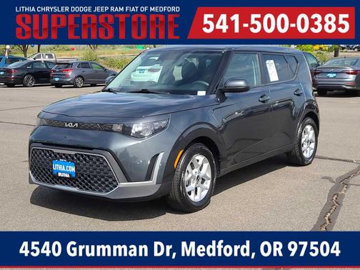 Gravity Gray 2023 Kia Soul LX