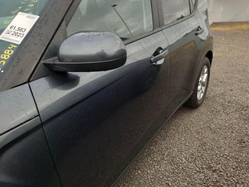 Gravity Gray 2023 Kia Soul LX