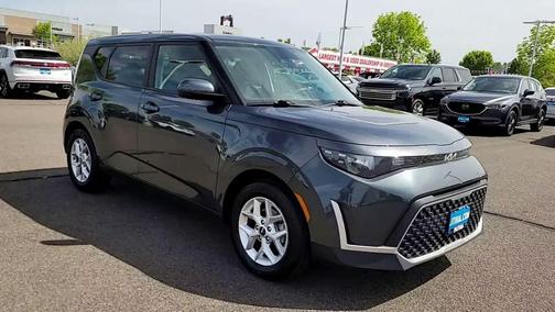 Gravity Gray 2023 Kia Soul LX