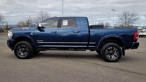 Patriot Blue Pearlcoat 2021 RAM 2500 Limited