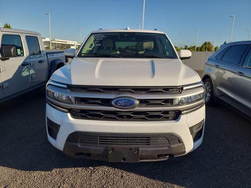 2023 Ford Expedition Max XLT