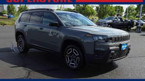 Sting-Gray Clearcoat 2026 Jeep Cherokee Laredo