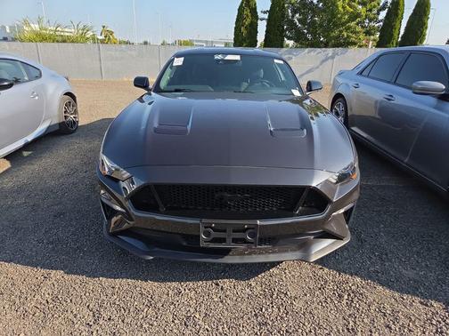 Dark Matter Gray Metallic 2022 Ford Mustang GT