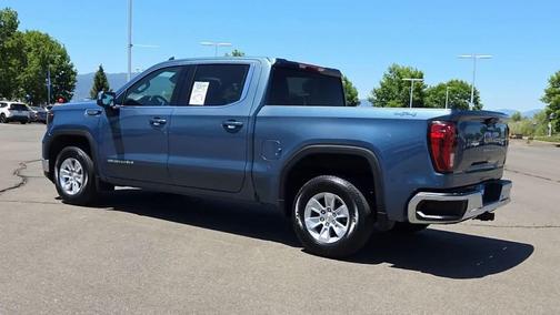 BLU/Blue 2024 GMC Sierra 1500 SLE
