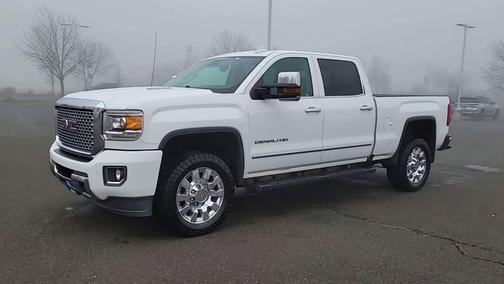 2016 GMC Sierra 2500 Denali
