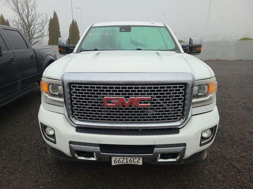 2016 GMC Sierra 2500 Denali