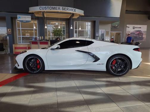 2023 Chevrolet Corvette Stingray w/2LT