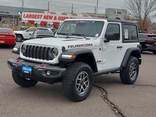 Bright White Clearcoat 2026 Jeep Wrangler Rubicon