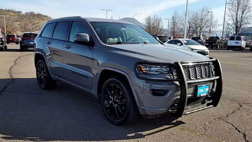 2021 Jeep Grand Cherokee Laredo