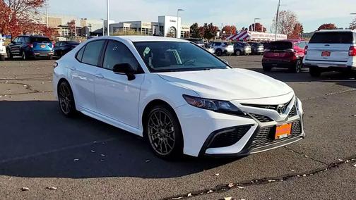 2024 Toyota Camry SE