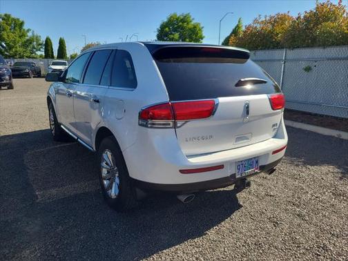 2013 Lincoln MKX Base