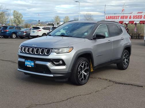 SIL/Silver 2024 Jeep Compass Limited