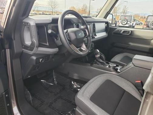 Photo 2 of 26 of 2022 Ford Bronco Big Bend