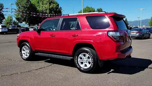 2022 Toyota 4Runner SR5