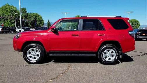 2022 Toyota 4Runner SR5