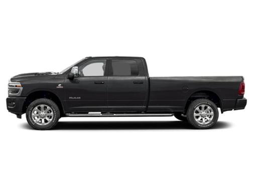 Diamond Black Crystal Pearlcoat 2026 RAM 3500 Laramie