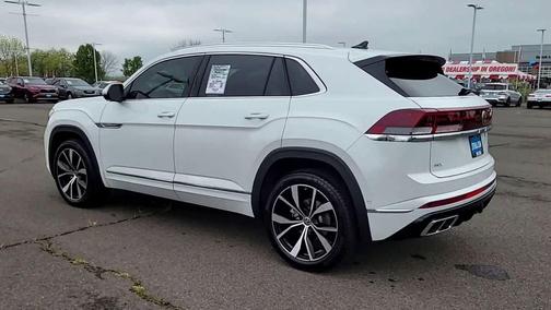 2025 Volkswagen Atlas Cross Sport 2.0T SEL Premium