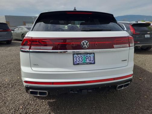 2025 Volkswagen Atlas Cross Sport 2.0T SEL Premium