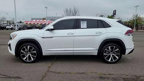 2025 Volkswagen Atlas Cross Sport 2.0T SEL Premium