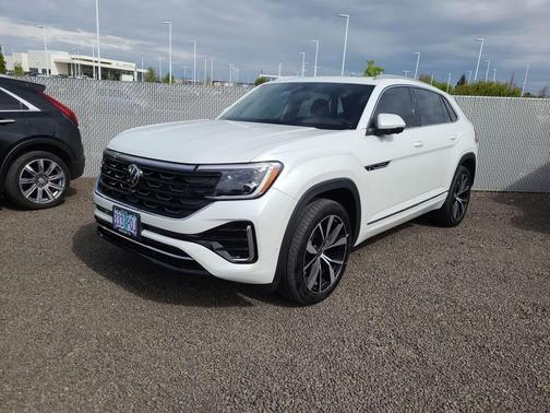 2025 Volkswagen Atlas Cross Sport 2.0T SEL Premium