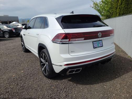2025 Volkswagen Atlas Cross Sport 2.0T SEL Premium