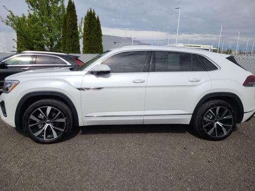 2025 Volkswagen Atlas Cross Sport 2.0T SEL Premium
