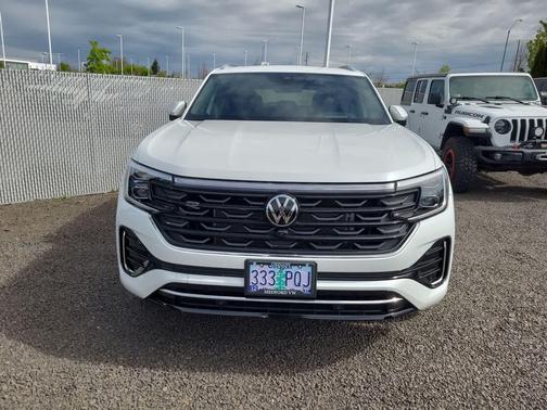 2025 Volkswagen Atlas Cross Sport 2.0T SEL Premium