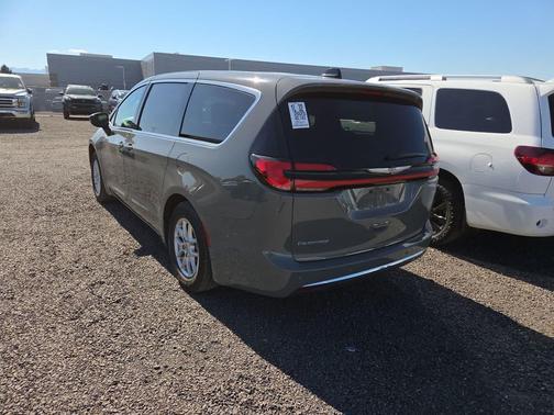 Ceramic Gray Clearcoat 2025 Chrysler Pacifica L