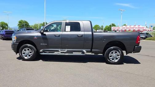 Granite Crystal Metallic Clearcoat 2024 RAM 2500 Laramie