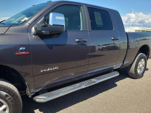 Granite Crystal Metallic Clearcoat 2024 RAM 2500 Laramie
