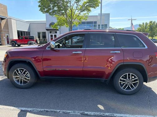 Velvet Red Pearlcoat 2021 Jeep Grand Cherokee Limited