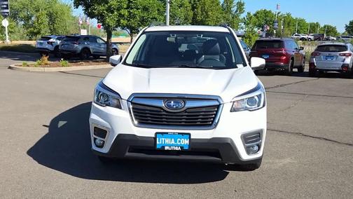 Crystal White Pearl 2020 Subaru Forester Limited