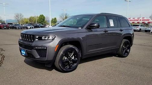 Baltic Gray Metallic Clearcoat 2026 Jeep Grand Cherokee Limited