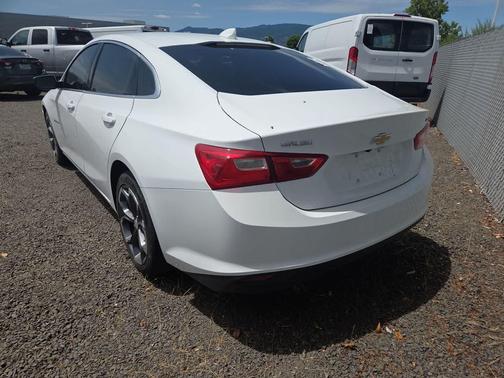Summit White 2023 Chevrolet Malibu LT