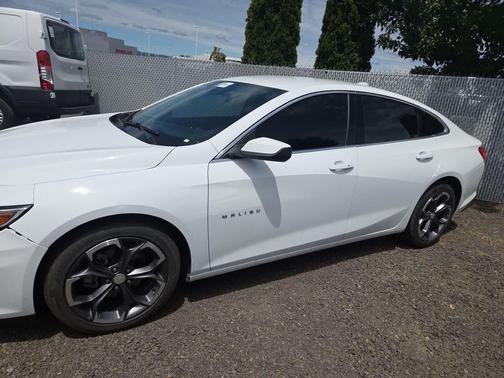 Summit White 2023 Chevrolet Malibu LT