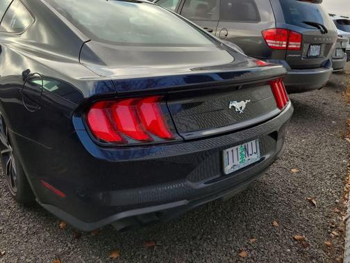 2021 Ford Mustang EcoBoost