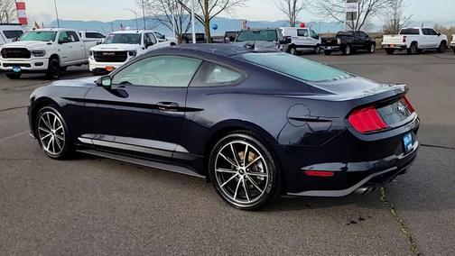 2021 Ford Mustang EcoBoost
