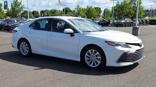 Ice Cap 2023 Toyota Camry LE