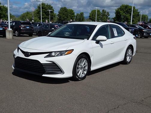 Ice Cap 2023 Toyota Camry LE
