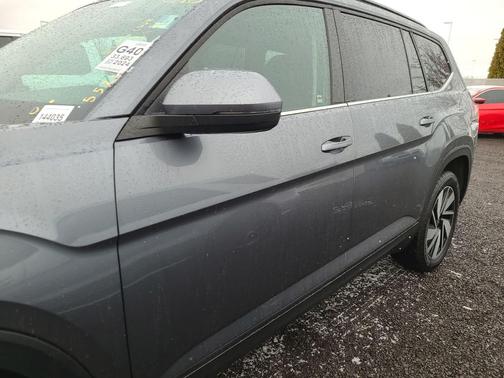 2024 Volkswagen Atlas 2.0T SE w/Technology 4MOTION