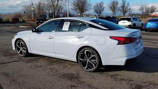 2023 Nissan Altima 2.5 SR